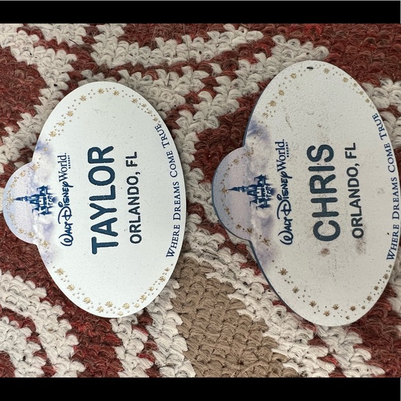Disney cast member name tags - Picture 1 of 2